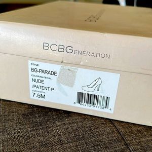 Bcbgeneration 7.5 nude/patent pumps